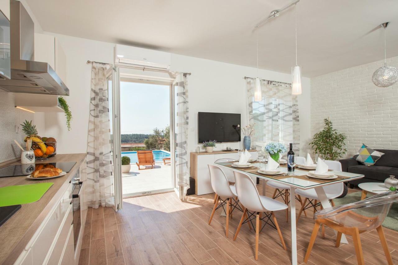 Villa Sun Čilipi Eksteriør billede